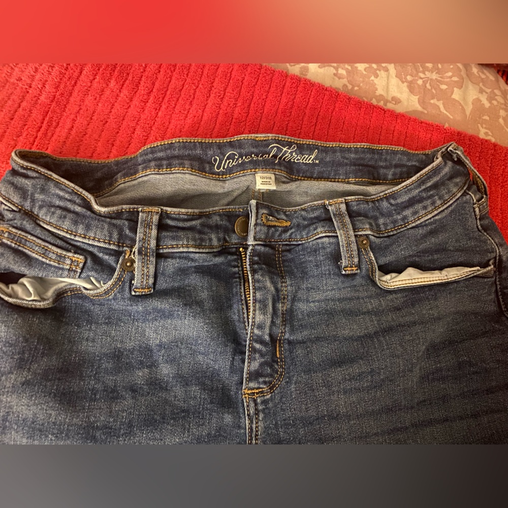 Universal Thread Jeans - Picture 2 of 3